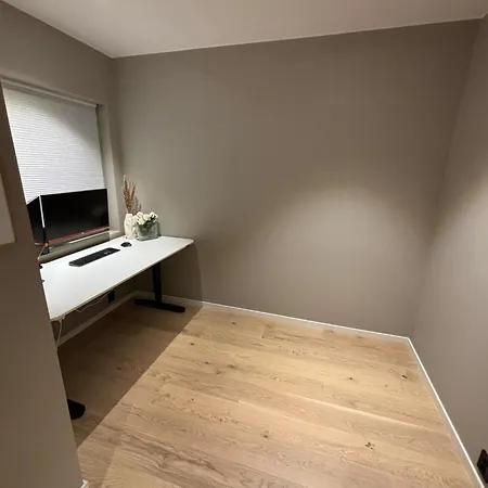 Modern - World Cup 2025 Apartment